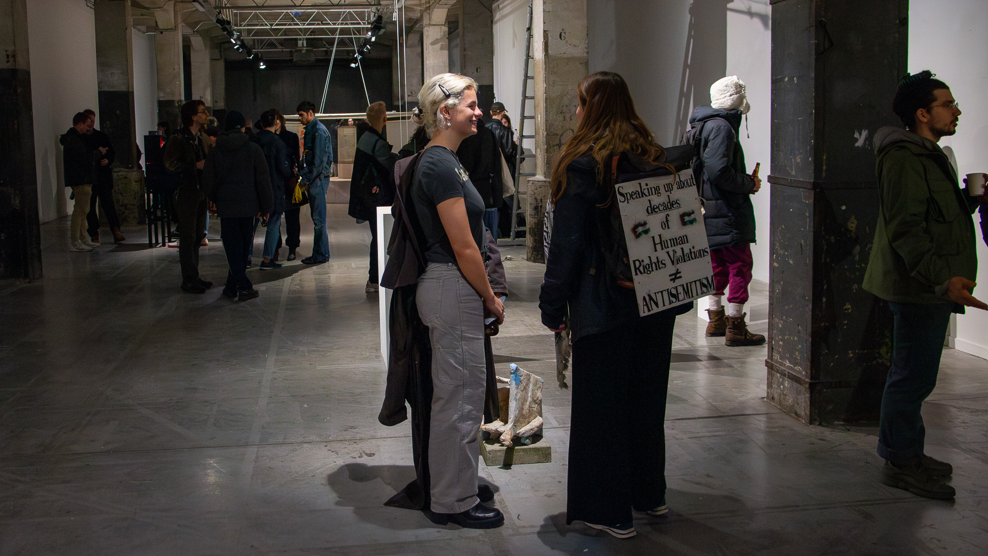 shimmers_down_a_spine_designlab_2_d_dobosz-50